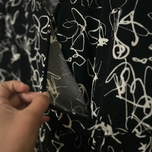 Long Sleeve  Black and White Women's Dress xxl - Picture 6 of 8